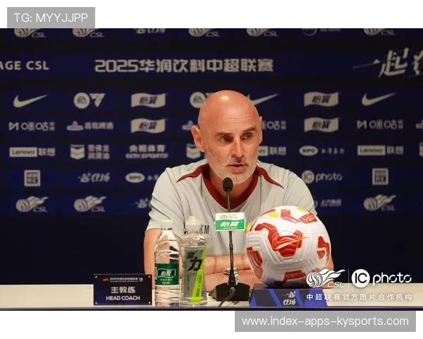 球队在中超中展现新的战术体系获教练赞扬，足球队中超