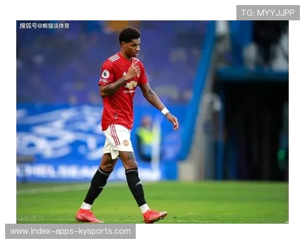 曼联青训中锋跑动训练更合理：打造未来锋线杀手的秘密武器